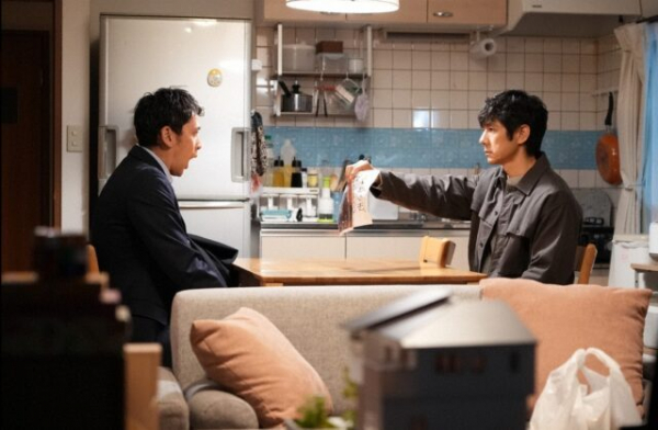 「真犯人フラグ」“不倫の証拠”DNA情報鑑定書に衝撃　「“瑞穂”芳根京子を襲ったのは“河村”田中哲司？」(エンタメOVO)