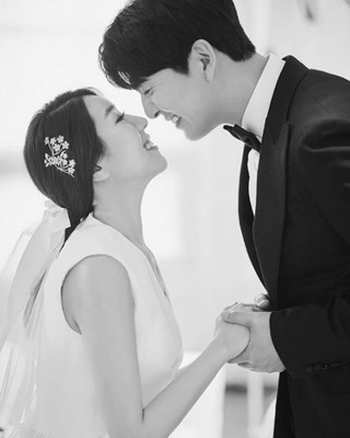 (朝鮮日報日本語版) 新婚イ・ピルモがパパに、妻は今年出産予定（朝鮮日報日本語版）