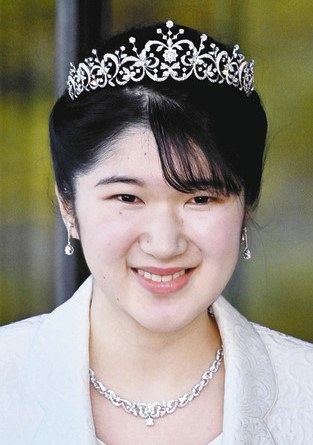 「きっと、愛子さまが国民と皇族を仲直りさせてくれるだろう。彼女は本当によくやっている」ドイツ紙が期待 小室眞子さんとリンクさせて報道(中日スポーツ)