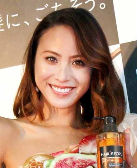 離婚成立の道端アンジェリカ、１歳次男の顔出しショット公開「ママそっくり」「めっちゃ可愛い子」(スポーツ報知)