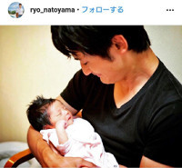 小林千鶴アナ、第１子出産報告「女の子を無事出産しました」夫はウクレレ奏者の名渡山遼と公表（スポーツ報知）