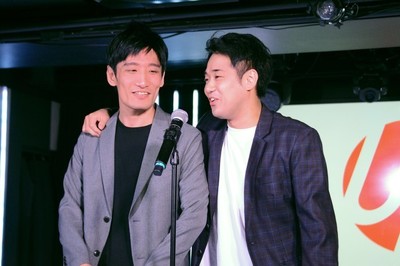 新たなお笑い事務所誕生！所属芸人第1号のマッハスピード豪速球が記者会見（お笑いナタリー）