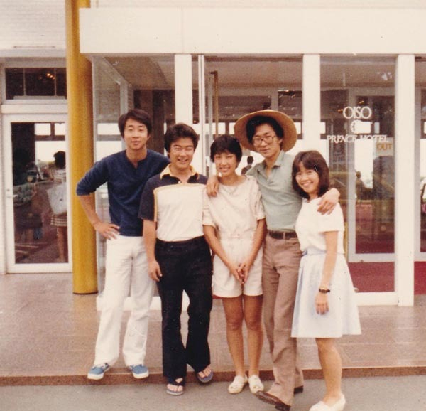 女優・山村美智さん フジテレビの仲良し5人「モダン会」と大磯で撮ったスナップ(日刊ゲンダイDIGITAL)