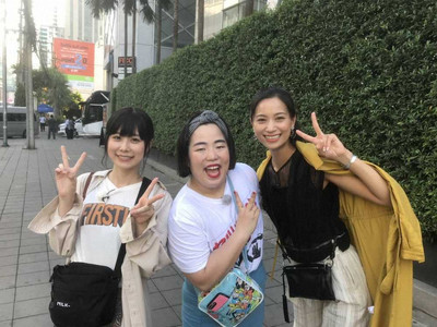 「妄想オンナ」ゆりやん、高橋ユウ、有村藍里がタイへ「楽しかった」（スポニチアネックス）
