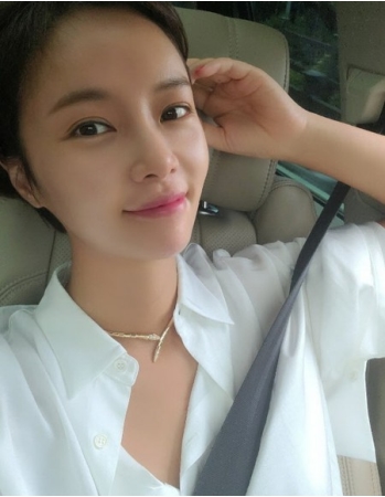 女優ファン・ジョンウム、国民請願に参加督励…「助けてください」(WoW!Korea)