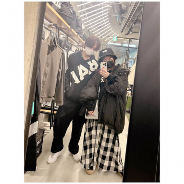 辻希美、杉浦太陽＆三男と表参道で“お洒落ランチ”満喫「エネルギーチャージされた」(E-TALENTBANK)