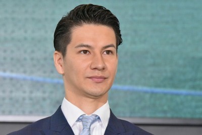 白馬に乗ったJOY!? 妻・わたなべ麻衣が驚きのプロポーズ告白　女性陣の反応は…（クランクイン！）
