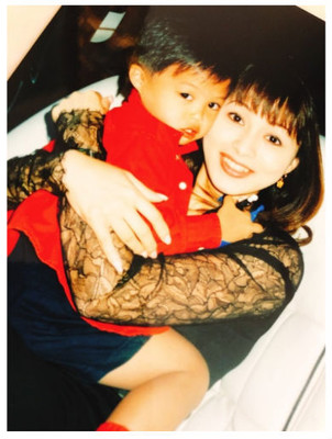 「こちらが元気をもらった22年」　渡辺美奈代、長男の誕生日に“親としての喜び”をかみしめる（ねとらぼ）