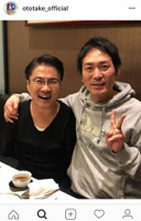乙武洋匡氏、「恩人」スーマラ武智と２ショット「引きこもってた３年前…彼らの漫才に救われた」（スポーツ報知）