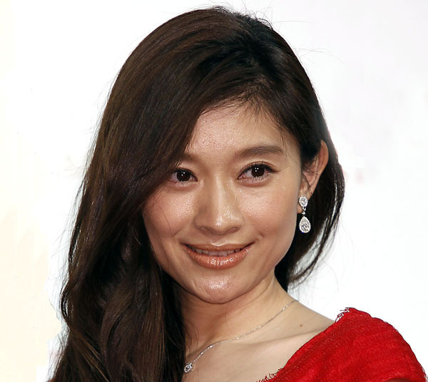 篠原涼子は主演ドラマ次々延期、CMは契約解消危機 大きかった不倫報道と離婚の代償(日刊ゲンダイDIGITAL)