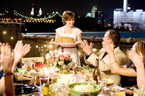 お祝いムードを盛り上げる！ハレの日にぴったりの“ごちそう”が出てくる映画7選(MOVIE WALKER PRESS)