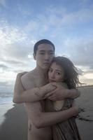 柄本佑＆瀧内公美、「anan」に登場「セックスは食べること寝ることとイーブン」（cinemacafe.net）