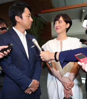 小泉進次郎氏、滝クリが「自然と妊娠し結婚という流れになった」（サンケイスポーツ）