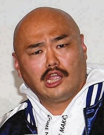 クロちゃんショック「まさかの100キロ越え」で減量宣言に「まさかではない」「リバウンド確定」の冷たい声(中日スポーツ)