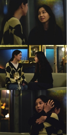 ソン・ユナ、イ・ソンジェ＆チョン・ソミンの不倫を目撃した娘を深く抱きしめる(WoW!Korea)