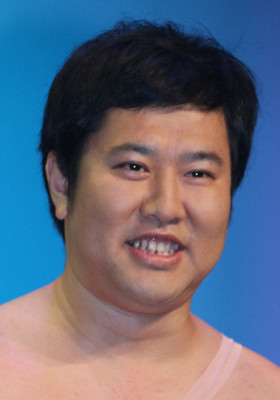 とにかく明るい安村「国民が不倫を許さない理由」解説、不倫しちゃう仕組みを7文字で表現（スポニチアネックス）