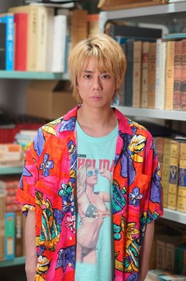 ドラマ「ミリオンジョー」に萩原聖人＆今泉佑唯、金髪になった北山宏光のビジュアルも（コミックナタリー）