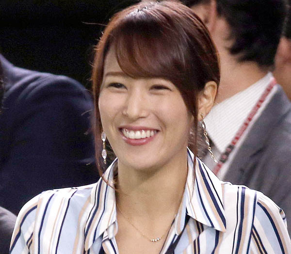 鷲見玲奈こそ一番の「勝ち組」じゃないか イケメン操縦士との新婚生活“切り売り”に商機アリ(日刊ゲンダイDIGITAL)