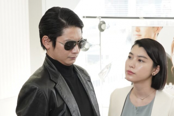 「婚活探偵」２話、不器用な“黒崎”向井理が「いとおしい」　「ドラマのふりしたコントでマジで最高」(エンタメOVO)