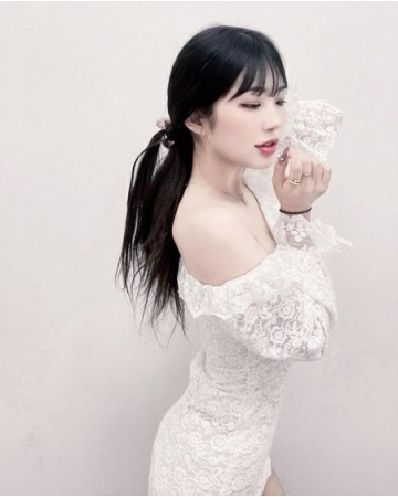 “故チェ・ジンシルさん娘”ジュンヒさん、96kgから52kgの減量に成功したスタイルを誇示(WoW!Korea)