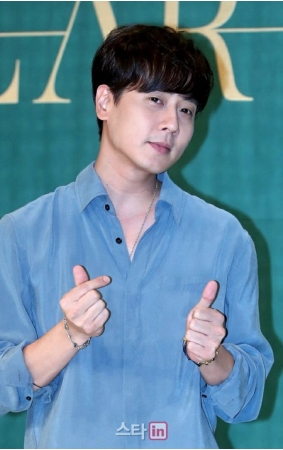 “電撃結婚”アンディ(SHINHWA)、お相手は9歳年下のアナウンサー(WoW!Korea)