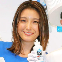 木下優樹菜、夏休みのビキニ姿公開で「スタイルよすぎ」「二人産んだ体！？」と驚きの声（スポーツ報知）