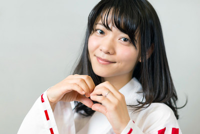 「年齢制限20歳以上」　日本酒普及に貢献する、人妻アイドルの素顔とは？（THE PAGE）