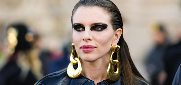 「私は第2のキムじゃない」！ カニエ・ウェストの新恋人、“特濃アイメイク”で存在感放つ(フィガロジャポン)