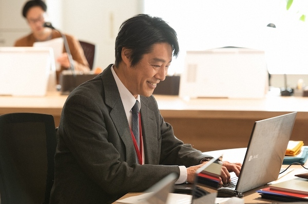 「妻、小学生になる。」神木隆之介“友利”の登場と吉田羊”千嘉”の演技に反響　「吉田羊の怒鳴り方、リアル母親過ぎてびびった」(エンタメOVO)