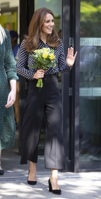 キャサリン妃、約6，000円の「ザラ」のパンツで“高見え”ルックを披露（ELLE ONLINE）