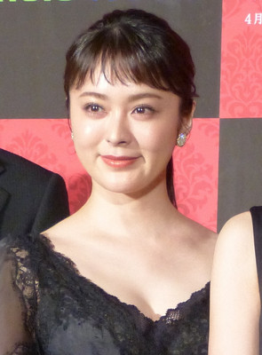 貫地谷しほり　一般男性と結婚！美しい直筆で報告「素朴で優しく安心感」「感謝の気持ちを生涯大切に」（スポニチアネックス）