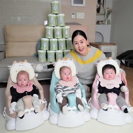 芸人ファン・シニョン、三つ子の子どもたちと「粉ミルクチャレンジ」に参加(WoW!Korea)