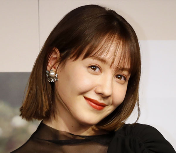 トリンドル玲奈“隠れグラマー”発覚！「ビックリされる方もいるかな」と本人ニッコリ(日刊ゲンダイDIGITAL)