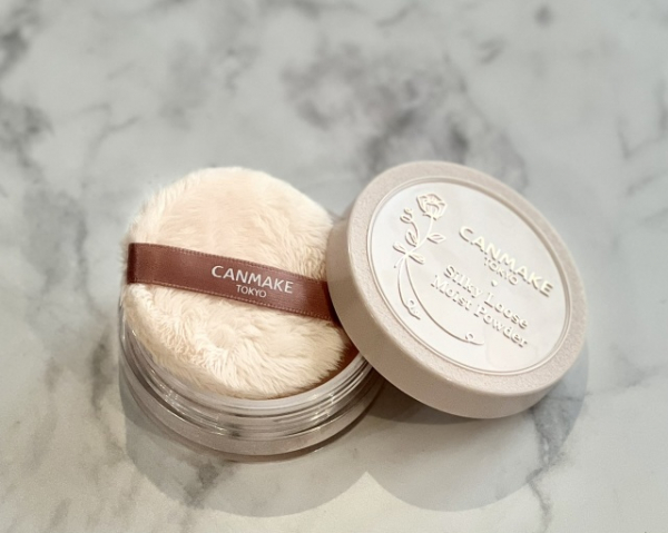 リモート映え！気分が上がるプチプラコスメで「ツヤ肌メイク」【40代コスメ】(Marisol ONLINE)