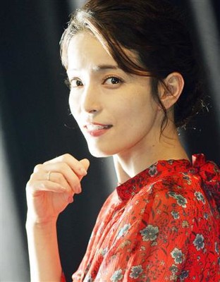 知念里奈は息子たちのスター「あきらめない母の背中を子供たちに見せたい」（夕刊フジ）