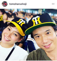 庄司＆ミキティ２ショットで阪神ねぎらう「お疲れ様でした。来年は優勝！！」（スポーツ報知）