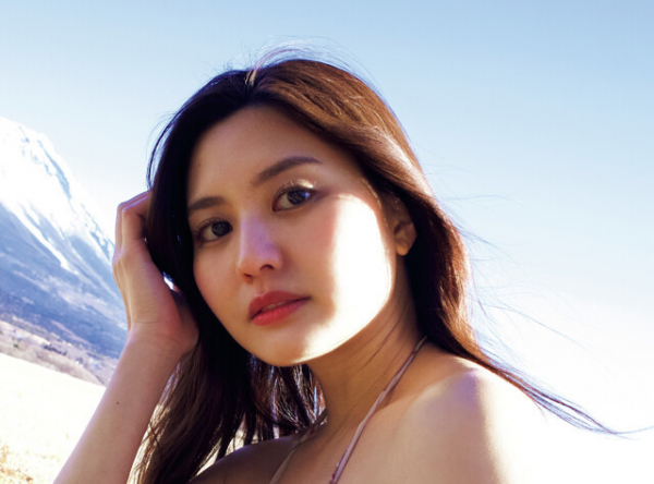 昨年女優デビューを果たして大きく飛躍した林ゆめ「『世界で最も美しい顔１００人』に選ばれている理由は、私にもわかりません（笑）」(週プレNEWS)