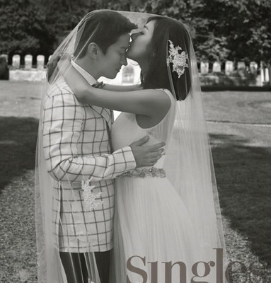 ソ・イヒョンがイン・ギョジンのおでこにキス、ウエディング写真の思い出（朝鮮日報日本語版）