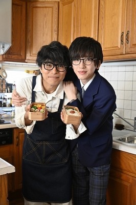 井ノ原快彦＆「なにわ男子」道枝駿佑が親子に！　「461個のおべんとう」20年秋公開（映画.com）