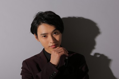 山崎賢人、ドラマも海外進出！1月に「トドメの接吻」香港イベントも（シネマトゥデイ）