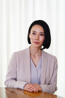 中谷美紀、キャリアウーマンで輝き放つ 昨年11月の国際結婚後の心境も語る(スポーツ報知)