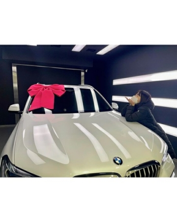 「CRAYON POP」チョア、夫がプレゼントした最高級の外車を公開「愛してる」(WoW!Korea)