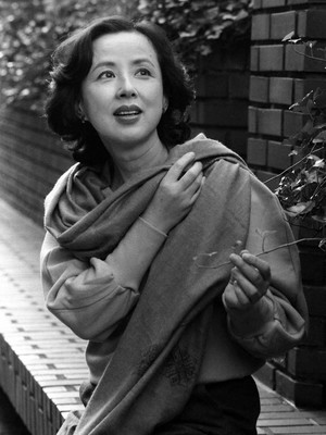 八千草薫さん、年齢重ねても若々しく「共演者が見とれてセリフ飛んだ」伝説（スポニチアネックス）