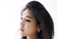 “歌手キム・ゴンモの結婚相手“ピアニストのチャン・ジヨン、写真公開で関心集中（WoW!Korea）