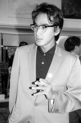 今観たい！俺たちの松田優作　「探偵物語」（１９８３年、東映・角川　根岸吉太郎監督）　イメチェン狙った？　薬師丸ひろ子と衝撃のディープキスも（夕刊フジ）