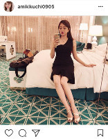 菊地亜美、夫との旅行先で肩出しドレスアップ公開「スタイル良すぎ」「綺麗すぎ」など反響（スポーツ報知）