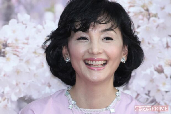 南果歩、元夫・渡辺謙や息子のことも語った『乙女オバさん』にみる「持ってる人」の生き方(週刊女性PRIME)