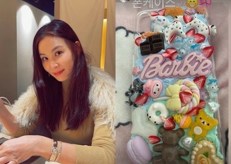 女優コ・ソヨン、娘ユンソルちゃんの手作りスマホケース2種を自慢(WoW!Korea)