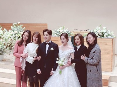 カン・ミヨン＆ファン・バウルの結婚式をお祝い、Baby V.O.X再集結（朝鮮日報日本語版）