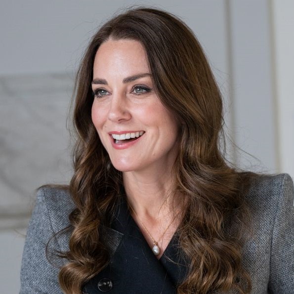 「あなたはアシスタント？」一般人と間違えられたキャサリン妃の対応が話題に(コスモポリタン)